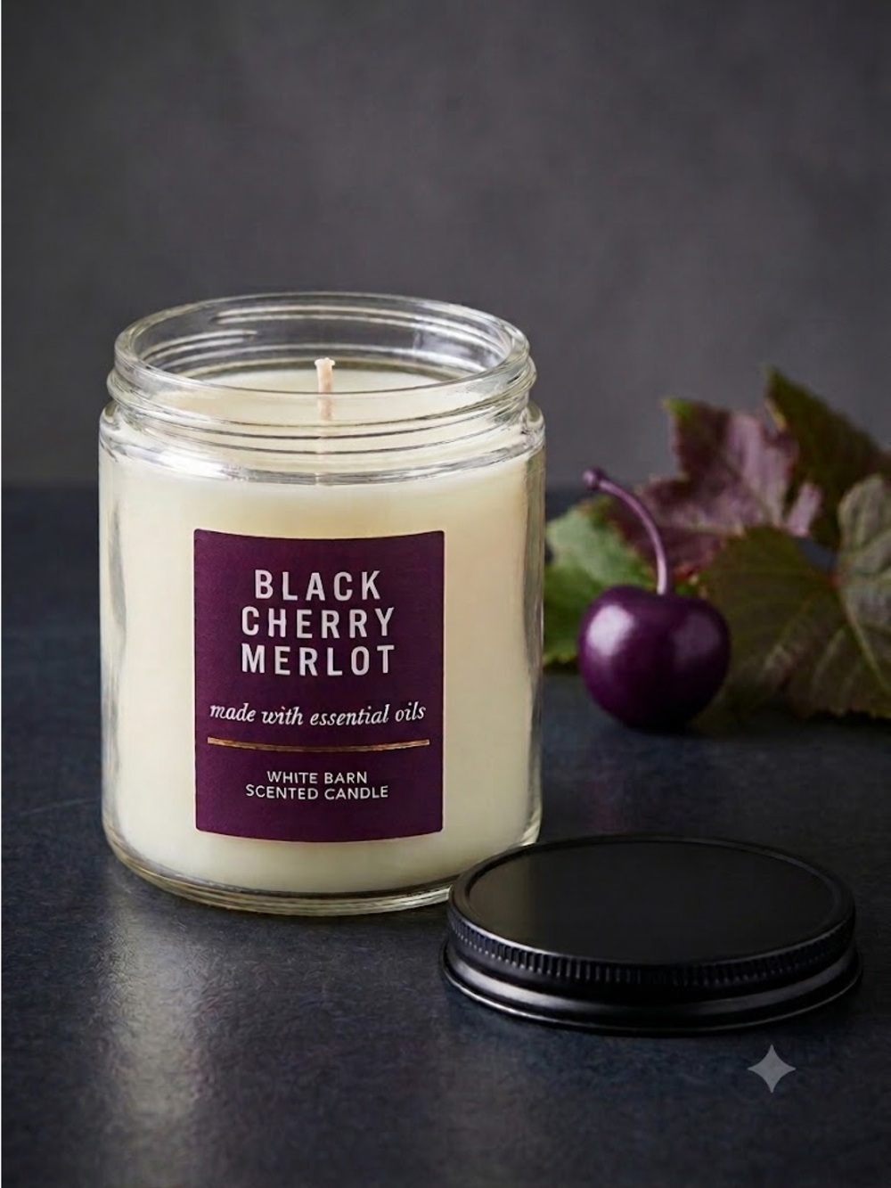 🍒 🍷 White Barn Black Cherry Merlot Single-Wick Candle - Picture 1 of 2